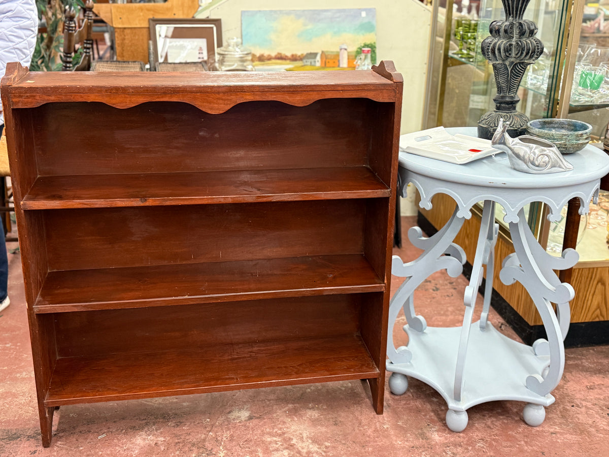 Vintage Bookcase with Three Shelves – Cherished Possessions