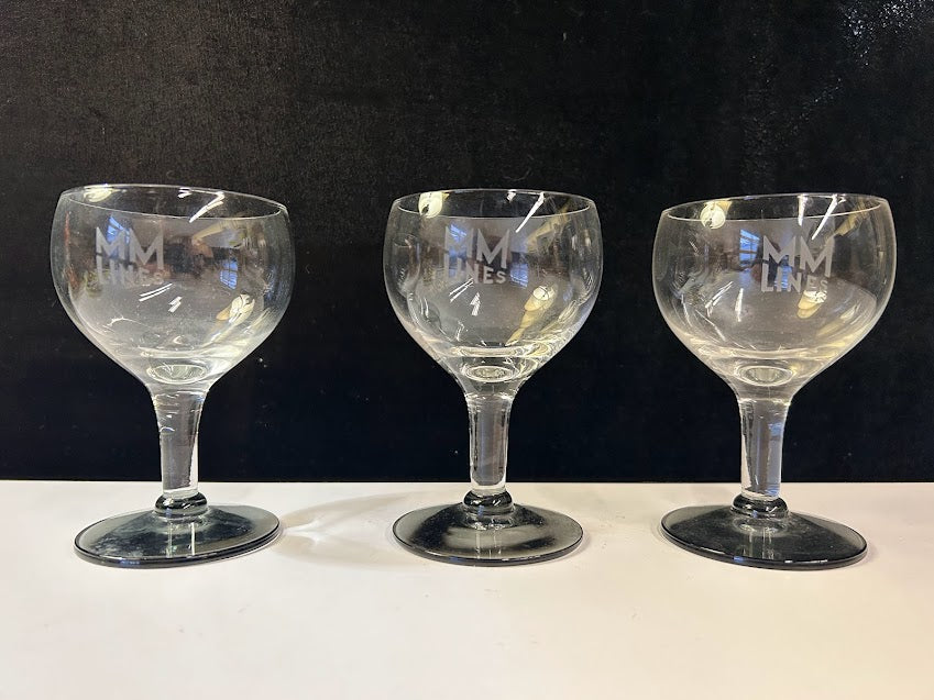 Etched Wine Glasses – Cherished Possessions