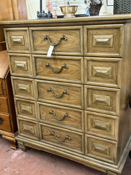 Thomasville Dresser with Five Drawers – Cherished Possessions