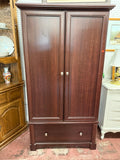 Lightweight Armoire