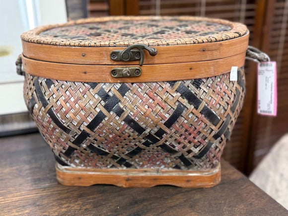 Basket with Lid