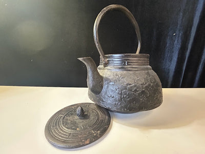 Cast iron Teapot